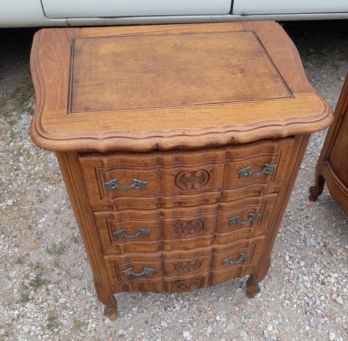 Pecan nightstand - (1, table)